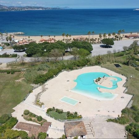 Appartement Neuf Climatise - Vue Mer Saint-Tropez - 50M Plage Et Port - Piscine Gassin Exteriör bild