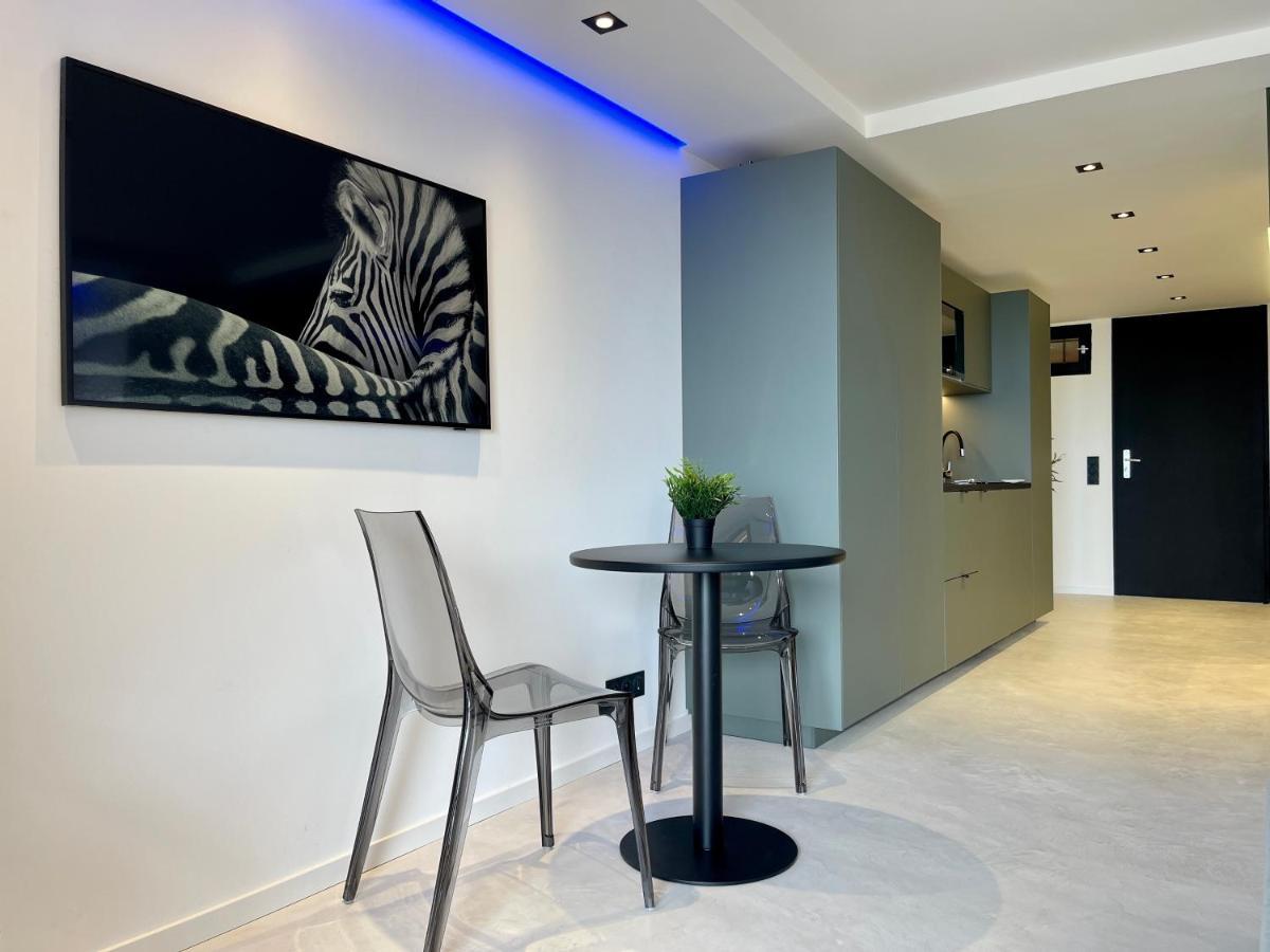 Appartement Neuf Climatise - Vue Mer Saint-Tropez - 50M Plage Et Port - Piscine Gassin Exteriör bild
